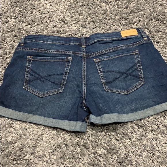 New jean short - Picture 2 of 2